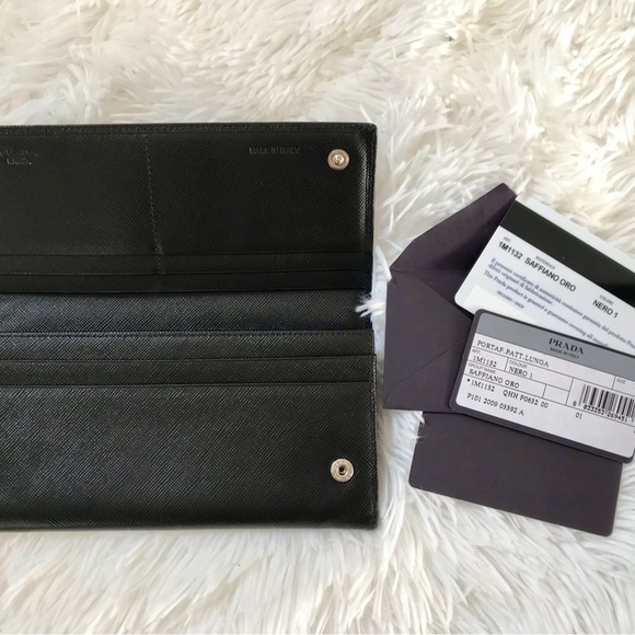 PRADA SAFFIANO BLACK WALLET - Picture 4 of 9